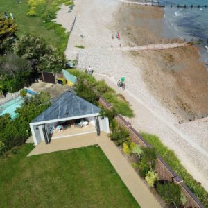 Triangular garden room