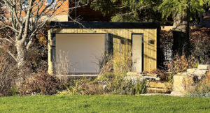 small garden room office