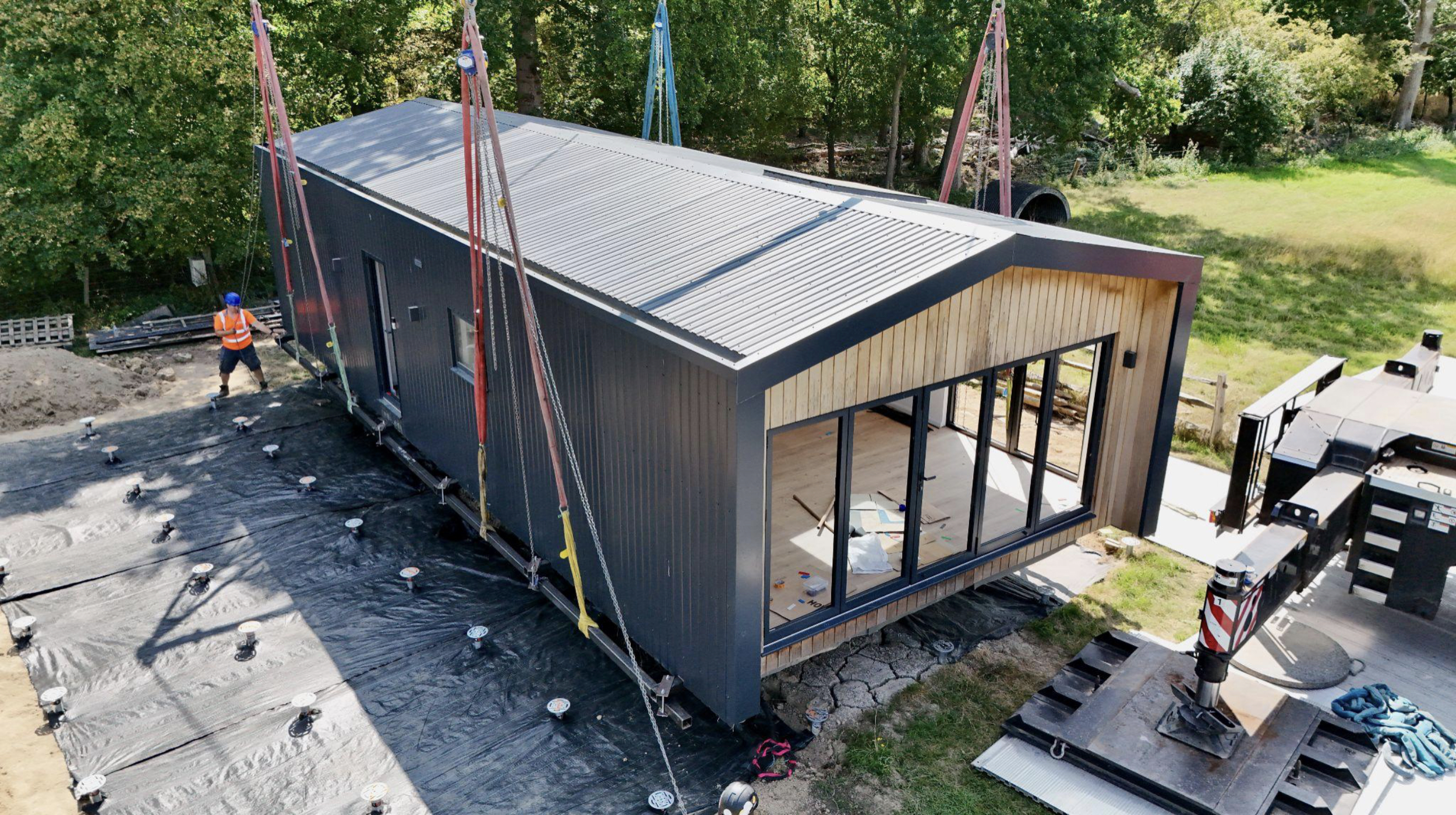 Moving mobile home 1